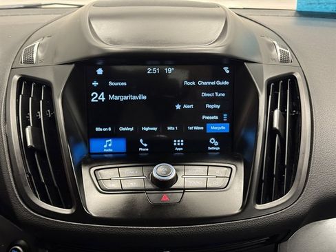 Used 2019 Ford Escape SE image 22