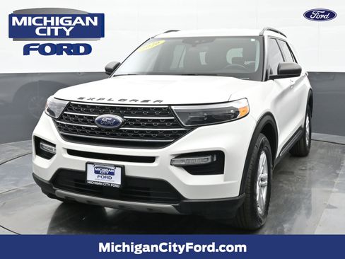 Used 2020 Ford Explorer XLT w/ Equipment Group 202A image 1