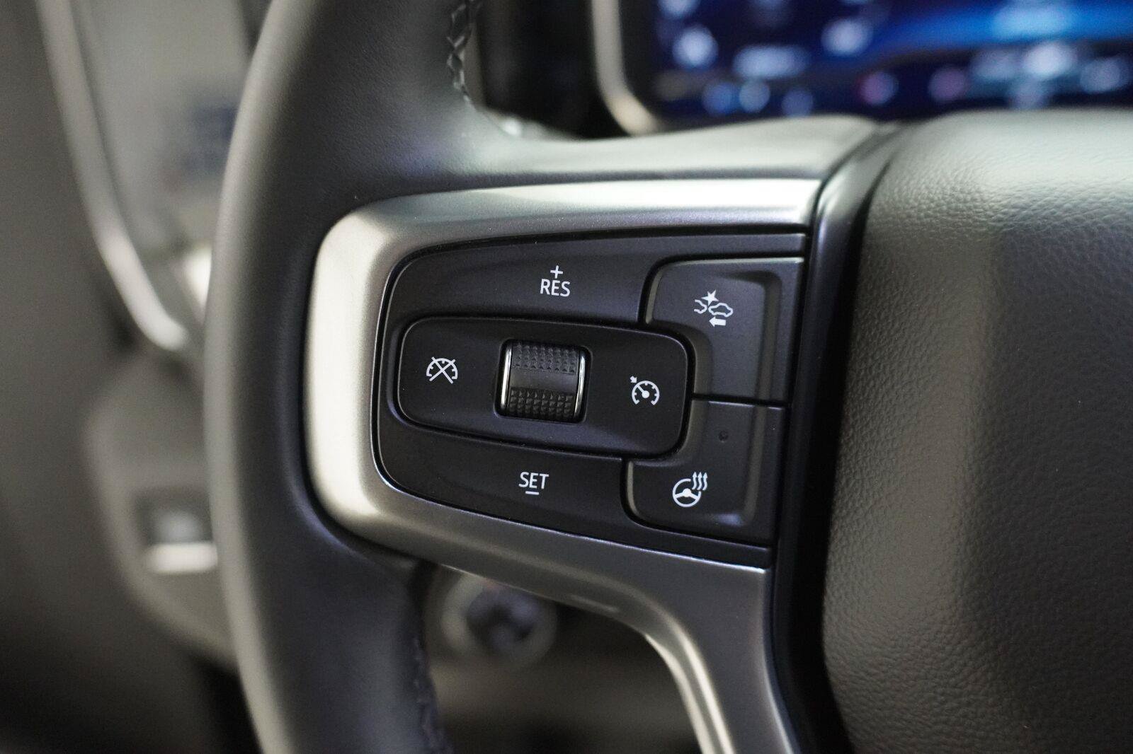 Used 2025 Chevrolet Silverado 1500 LT w/ Texas Edition Plus RWD image 8