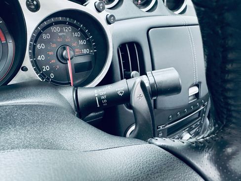 Used 2014 Nissan 370Z Touring w/ Sport Package image 37