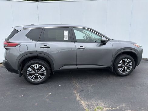 Used 2023 Nissan Rogue SV AWD/4WD image 3