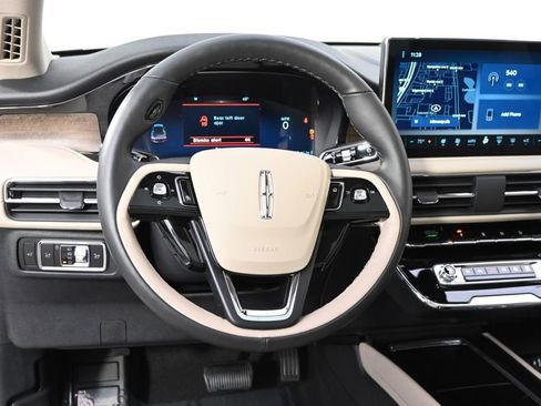 New 2026 Lincoln Corsair Reserve AWD/4WD image 12