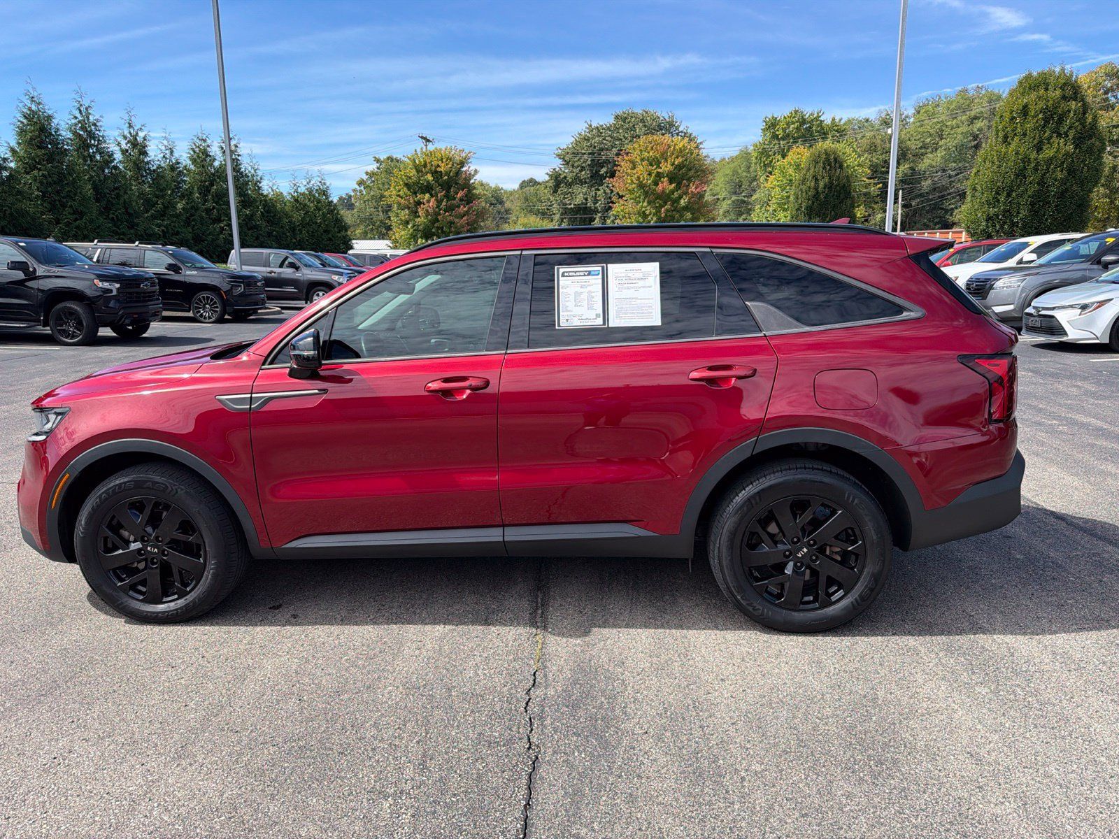 Used 2021 Kia Sorento S w/ Panoramic Sunroof Package AWD/4WD image 2