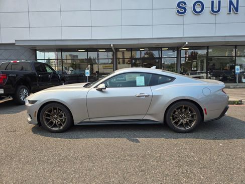 New 2025 Ford Mustang Premium image 8