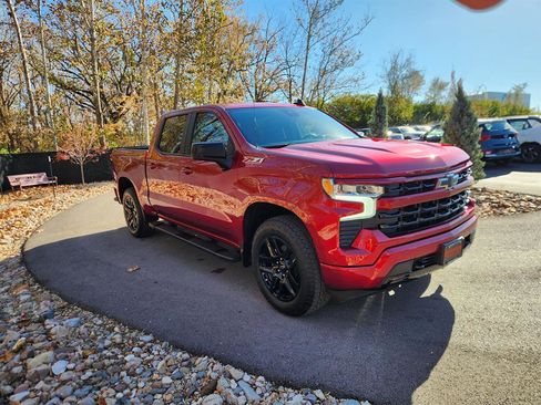 Used 2023 Chevrolet Silverado 1500 RST image 7