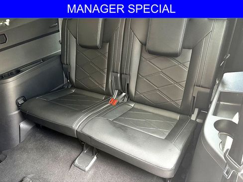 Certified 2026 Volkswagen Atlas SE FWD image 27
