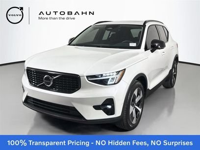 Certified 2023 Volvo XC40 B4 Plus w/ Protection Package Premier