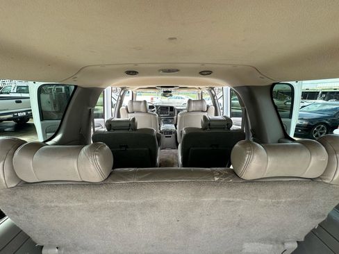 Used 2002 GMC Yukon XL Denali AWD/4WD image 50