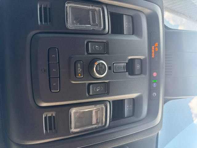 Certified 2023 Chevrolet Tahoe High Country AWD/4WD image 41