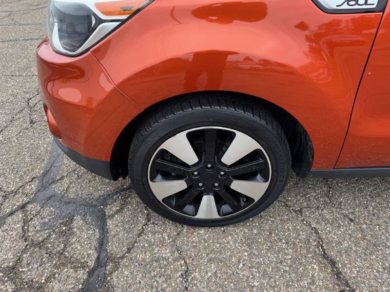 Used 2019 Kia Soul + FWD image 24
