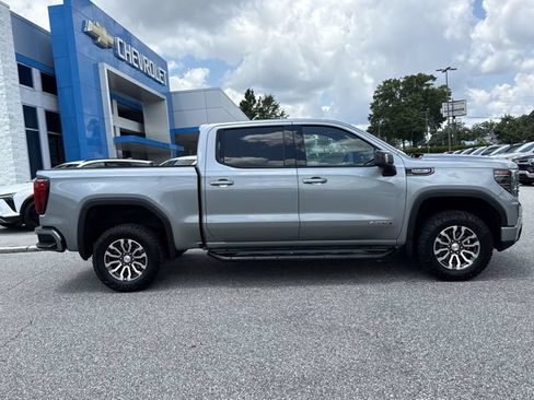Used 2023 GMC Sierra 1500 AT4 w/ AT4 Premium Package AWD/4WD image 2