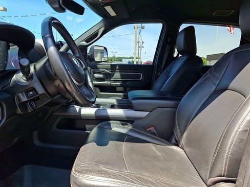 Used 2022 RAM 2500 Big Horn w/ Level B Equipment Group AWD/4WD image 13