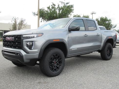 New 2026 GMC Canyon Elevation w/ Convenience Package RWD image 3