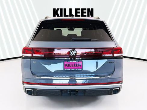 New 2025 Volkswagen Atlas Peak Edition SE image 6