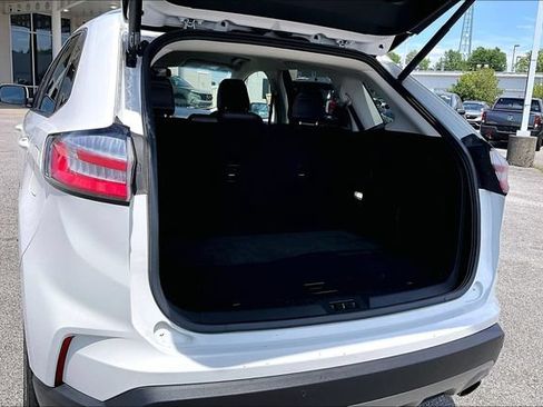 Used 2020 Ford Edge SEL FWD image 31