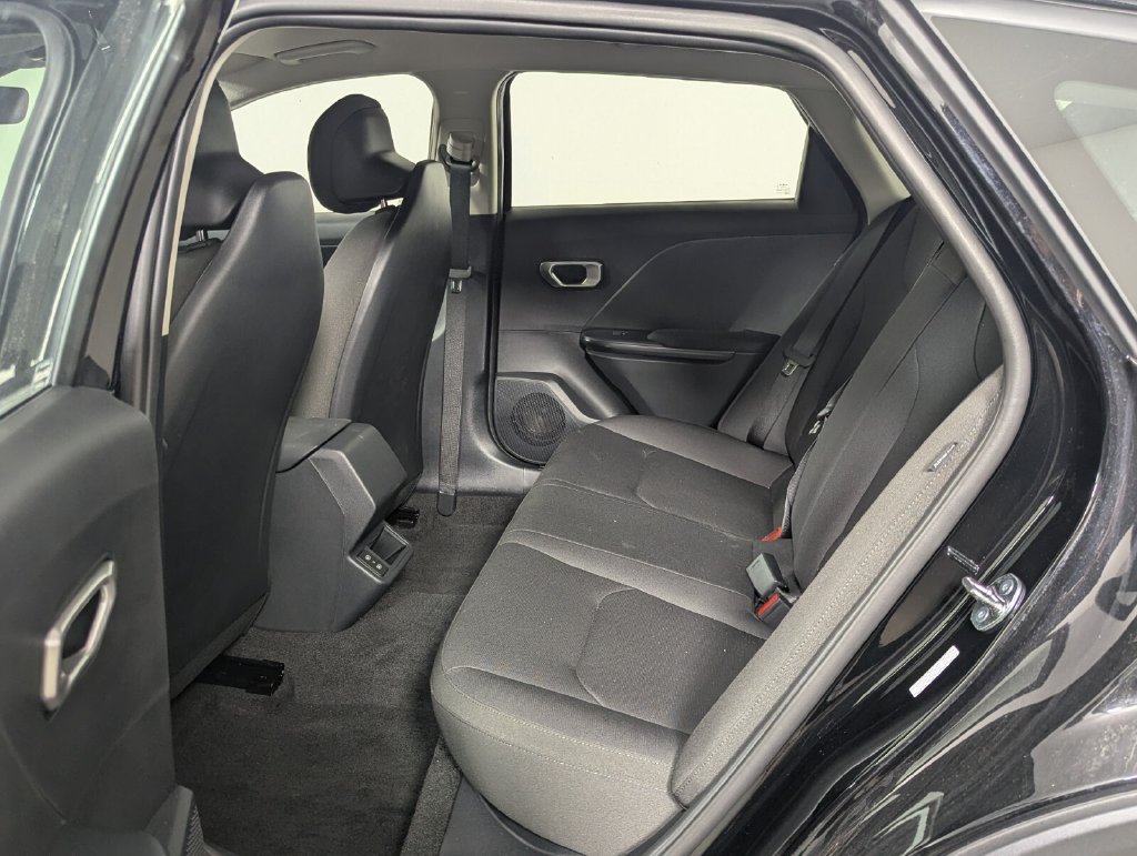 Used 2026 Kia K4 FWD image 23