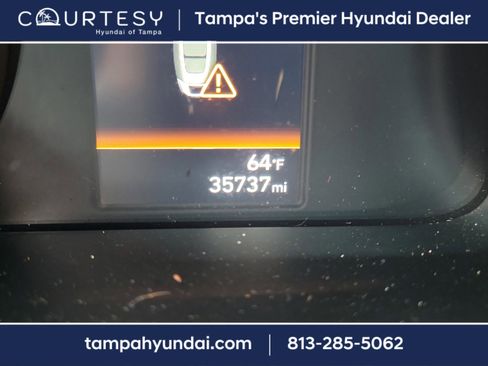 Used 2023 Hyundai Elantra SEL image 21