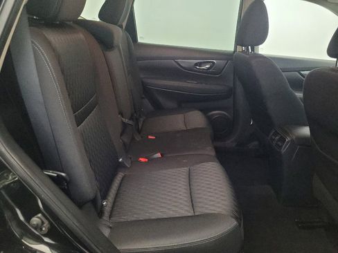 Used 2019 Nissan Rogue SV AWD/4WD image 19