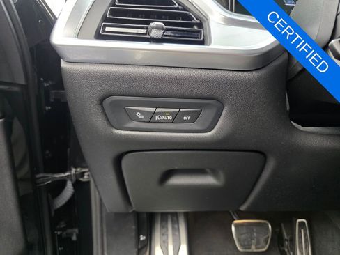 Used 2024 BMW X5 xDrive40i w/ M Sport Package AWD/4WD image 26