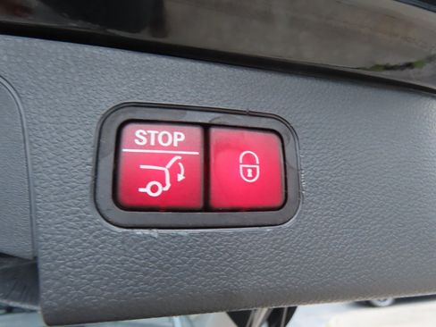 Used 2016 Mercedes-Benz GLC 300 image 15