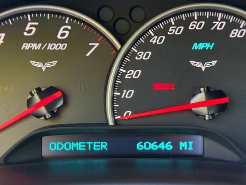 Used 2007 Chevrolet Corvette Coupe RWD image 38