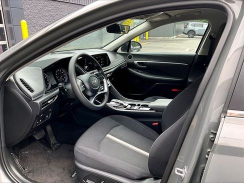 Used 2023 Hyundai Sonata SEL w/ Cargo Package FWD image 4