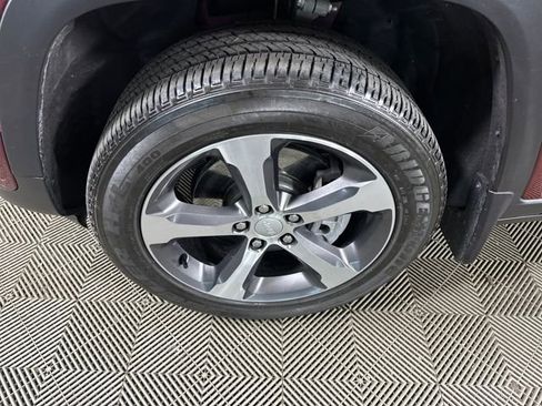 Used 2023 Jeep Grand Cherokee 4WD 4xe w/ Luxury Tech Group II image 10