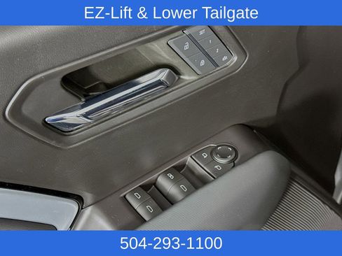 Used 2023 Chevrolet Colorado Z71 w/ Z71 Convenience Package 2 image 18