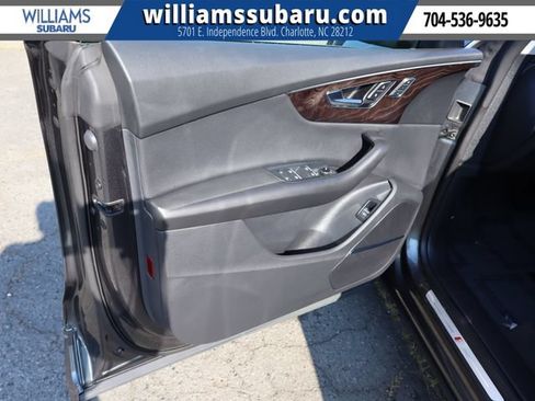 Used 2021 Audi Q8 Premium Plus AWD/4WD image 14