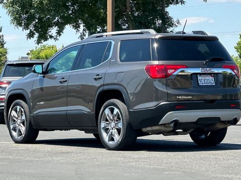 Used 2019 GMC Acadia SLT w/ LPO, Cargo Package FWD image 6