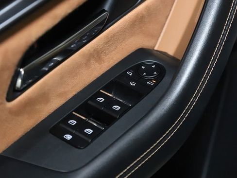 Certified 2025 MAZDA CX-70 3.3 Turbo S w/ Premium Plus image 20