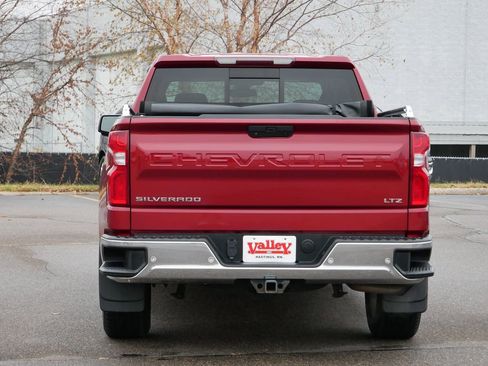 Used 2019 Chevrolet Silverado 1500 LTZ w/ LTZ Premium Package image 6