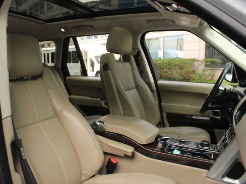 Used 2014 Land Rover Range Rover AWD/4WD image 27