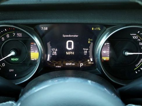 Used 2023 Jeep Wrangler Unlimited Sahara w/ Cold Weather Group image 38