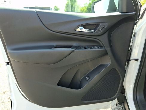 Used 2020 Chevrolet Equinox LT AWD/4WD image 14