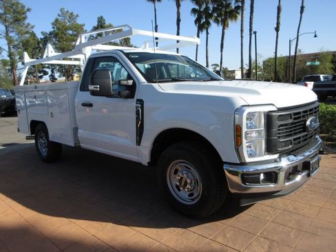 New 2026 Ford F250 XL w/ XL Chrome Package RWD image 6