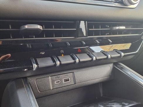 New 2026 GMC Canyon Elevation w/ Convenience Package RWD image 14