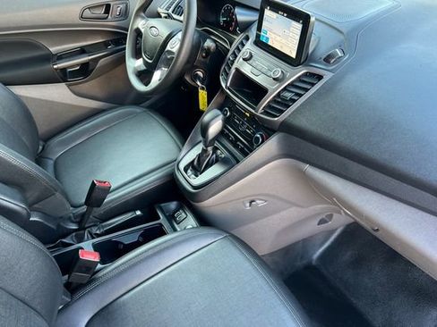 Used 2020 Ford Transit Connect XL image 17