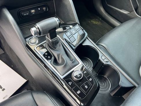 Certified 2023 Kia Sportage EX AWD/4WD image 19