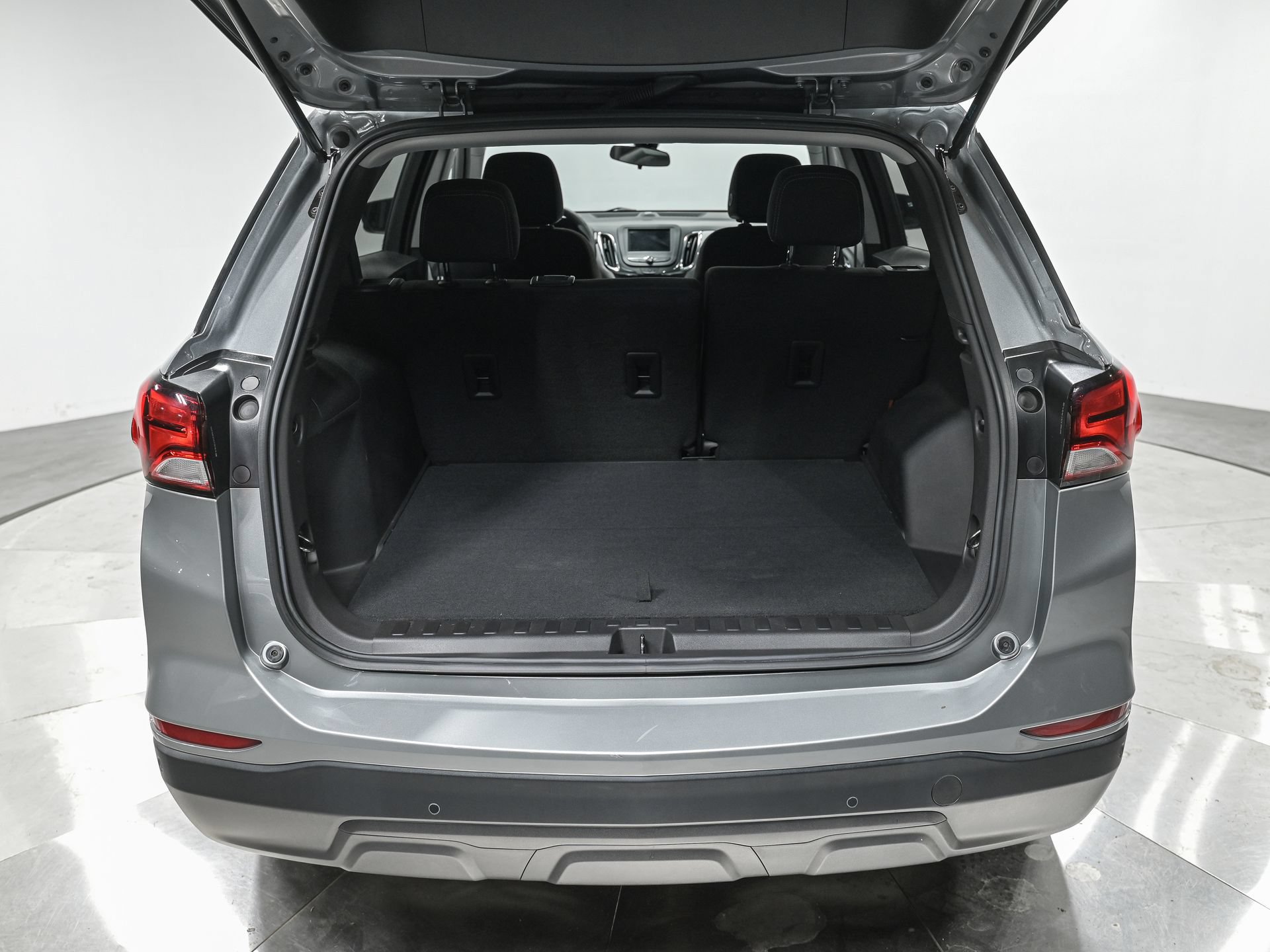 Used 2024 Chevrolet Equinox LS w/ LS Convenience Package FWD image 6