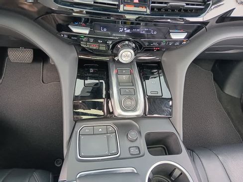 Used 2023 Acura MDX w/ Technology Package AWD/4WD image 29