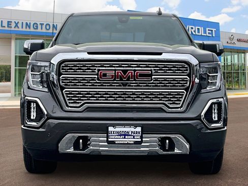 Used 2019 GMC Sierra 1500 Denali w/ Denali Ultimate Package image 3