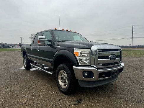 Used 2014 Ford F250 XLT w/ XLT Value Package image 3