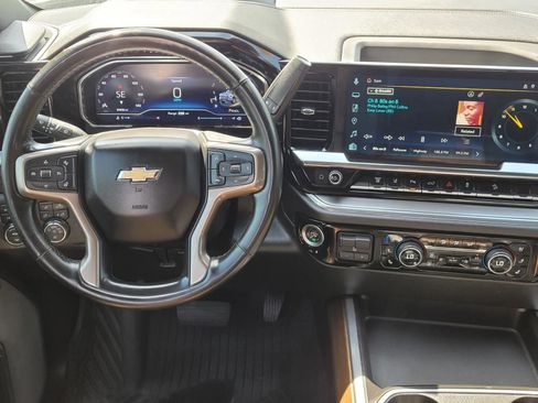 Used 2024 Chevrolet Silverado 2500 High Country w/ High Country Premium Package AWD/4WD image 19