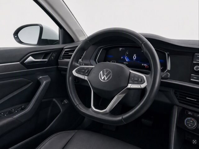 Used 2023 Volkswagen Jetta SE w/ Panoramic Sunroof Package FWD image 13