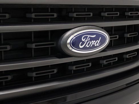 Used 2022 Ford F150 XLT w/ Equipment Group 302A High image 26