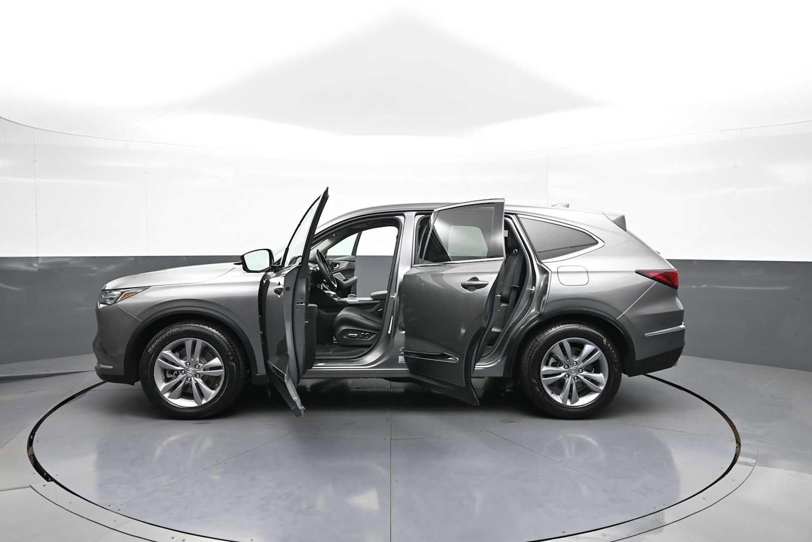 Used 2024 Acura MDX SH-AWD image 46