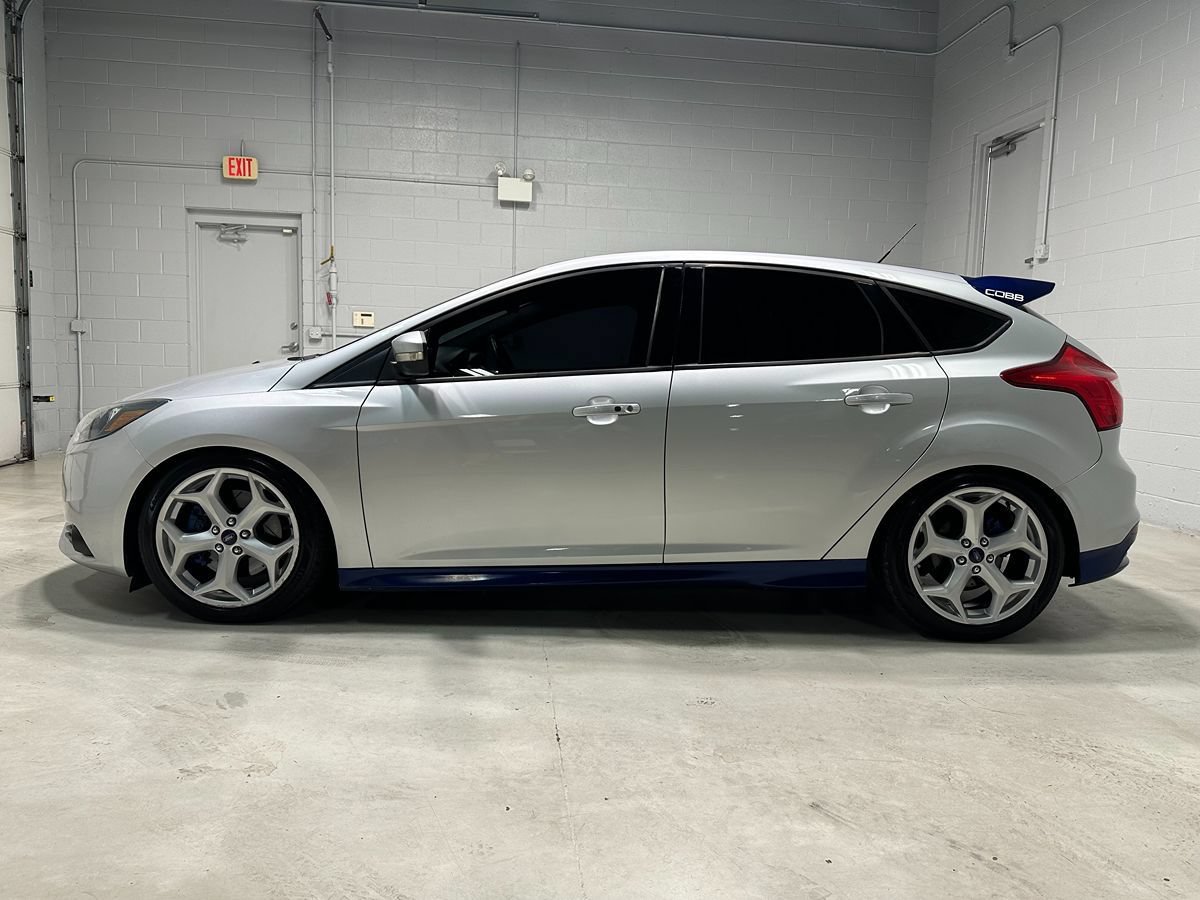 Used 2013 Ford Focus ST FWD image 19