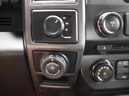 Used 2018 Ford F150 XLT w/ Equipment Group 301A Mid AWD/4WD image 31