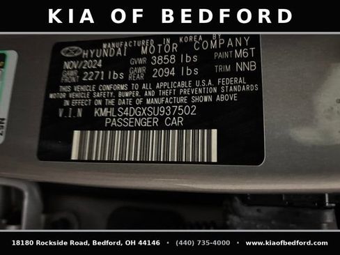 Used 2025 Hyundai Elantra SEL FWD image 14